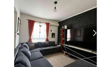 PH EN VENTA EN CASTELAR SUR!!