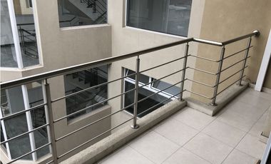 Dr Muñiz al 300
