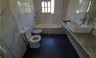 CASA EN VENTA EN ITUZAIGO NORTE!!