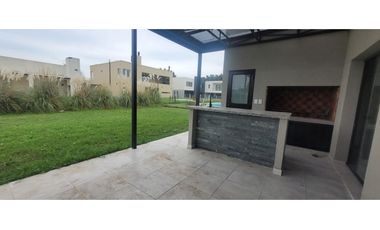 OPORTUNIDAD PROPIEDAD EN SOLAR DE ALVAREZ!!!!