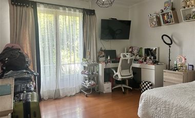 Casa en Venta en HERMOSA CASA EN VENTA SECTOR RESIDENCIAL CONSOLIDADO DE ALTA PLUSVALIA EN COMUNA DE PROVIDENCIA