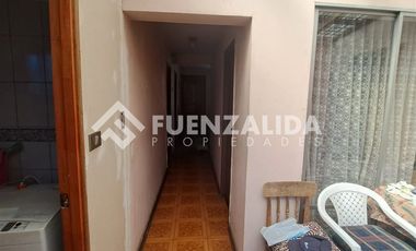 Casa en Venta en Cuarta Transversal / Decima Avenida