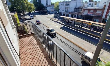 VENTA PH 2 AMBIENTES FLORESTA APTO CRÉDITO