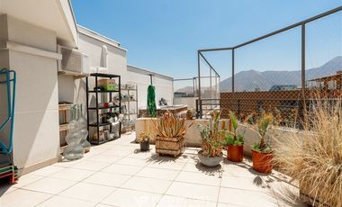 Departamento en Arriendo en Vitacura, Las Hualtatas