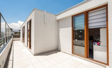 Departamento en Arriendo en Vitacura, Las Hualtatas