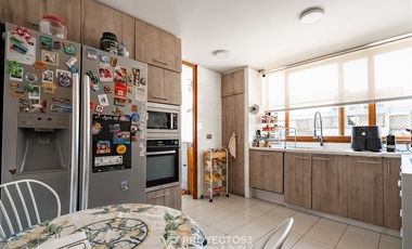 Departamento en Arriendo en Vitacura, Las Hualtatas