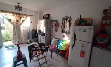 PH, Alq, 2 amb c/ patio, i. Casanova