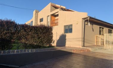 Casa en Arriendo en Psje Nuevo Uno 3891