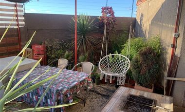 Casa en Arriendo en Psje Nuevo Uno 3891