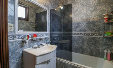 VENTA CASA 5AMB BECCAR CON PILETA