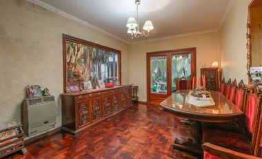 VENTA CASA 5AMB BECCAR CON PILETA