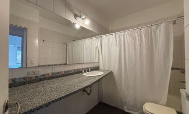 Venta PH 2 ambientes Saavedra con balcón cochera