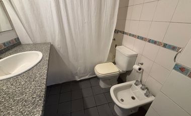 Venta PH 2 ambientes Saavedra con balcón cochera