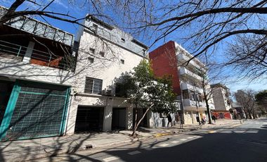 Venta PH 2 ambientes Saavedra con balcón cochera