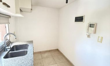 ALQUILER DEPTO 2 AMB C/BALCÓN Y COCHERA - CASTELAR