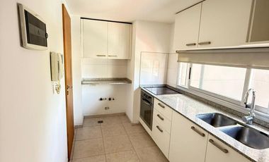 ALQUILER DEPTO 2 AMB C/BALCÓN Y COCHERA - CASTELAR