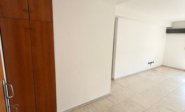 ALQUILER DEPTO 2 AMB C/BALCÓN Y COCHERA - CASTELAR