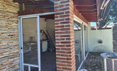 Venta Casa 4 amb. Pileta Galería Cochera. Escobar
