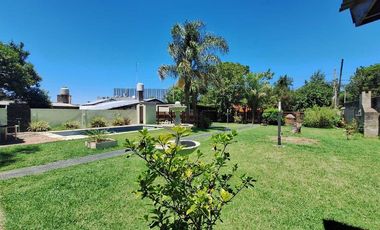 Venta Casa 4 amb. Pileta Galería Cochera. Escobar