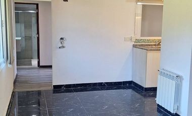 Venta Casa 4 amb. Pileta Galería Cochera. Escobar