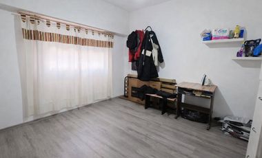 DEPTO EN VENTA 4 AMB LANÚS CON PATIO