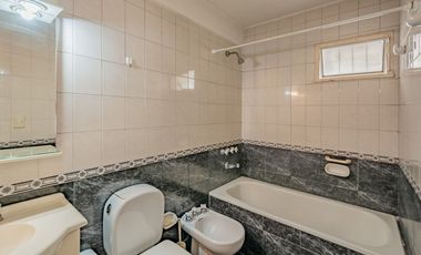 Alquiler CABALLITO 4 ambientes y cochera