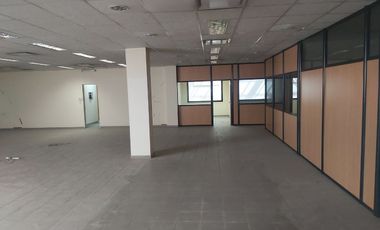 Venta Oficinas Comerciales 4 guardacoches  Wilde.