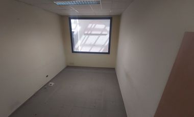 Venta Oficinas Comerciales 4 guardacoches  Wilde.