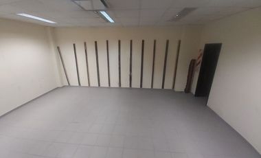 Venta Oficinas Comerciales 4 guardacoches  Wilde.