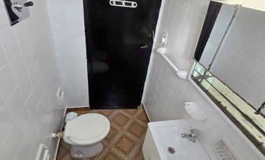 ALQUILER DE CASA 3 AMBIENTES - ESPACIO DE ESTACIONAMIENTO - MONTE GRANDE