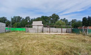 Doble lote con construcción en Domselaar VENTA