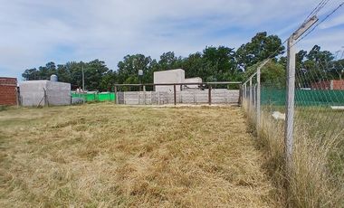 Doble lote con construcción en Domselaar VENTA