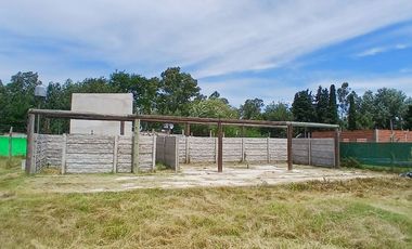 Doble lote con construcción en Domselaar VENTA