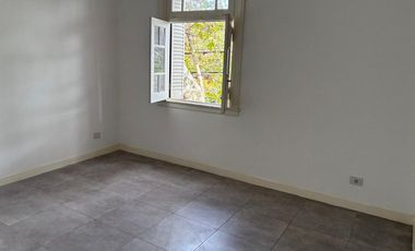 Amplio departamento en Adrogue