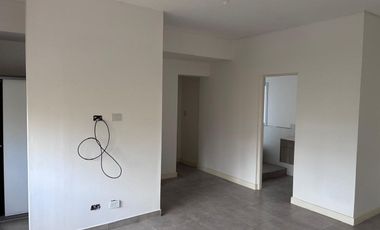 Amplio departamento en Adrogue