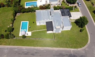 CASA EN VENTA HARAS SANTA MARIA