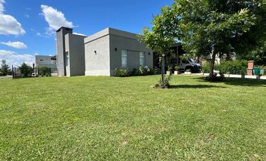 CASA EN VENTA HARAS SANTA MARIA