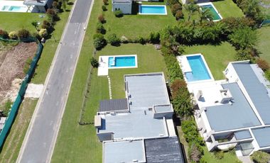 CASA EN VENTA HARAS SANTA MARIA