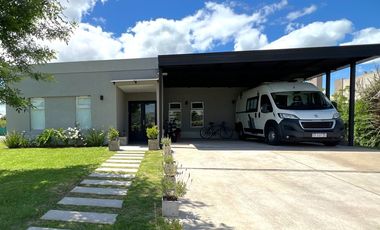 CASA EN VENTA HARAS SANTA MARIA