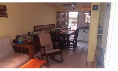 OPORTUNIDAD DUPLEX EN MORON SUR!!