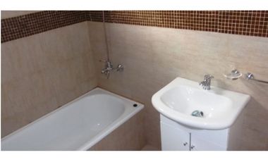 DEPARTAMENTO CASTELAR SUR!!!