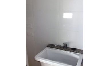 DEPARTAMENTO CASTELAR SUR!!!