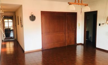 CASA 4amb CON COCHERA EN BARRIO SAN JOSE