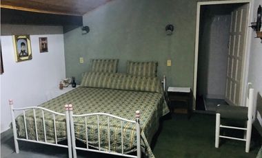 CHALET 5AMB CON PARQUE Y GARAGE