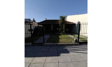 PROPIEDAD EN CASTELAR NORTE!!!!