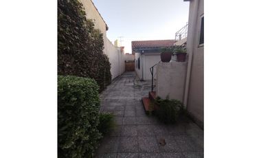 PROPIEDAD EN CASTELAR NORTE!!!!