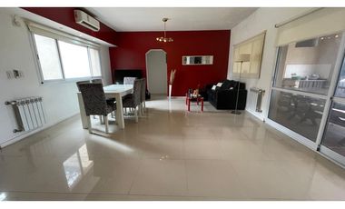 Venta Excelente casa 4 amb. Barrio privado Pilar - Manzanares chico