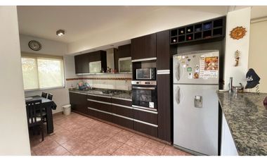 Venta Excelente casa 4 amb. Barrio privado Pilar - Manzanares chico