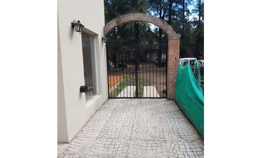 CASA EN BARRIO CERRADO ITUZAINGO NORTE