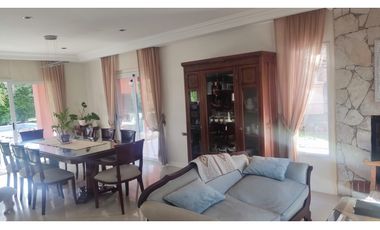 CASA EN BARRIO CERRADO CAMPOS DE ALVAREZ